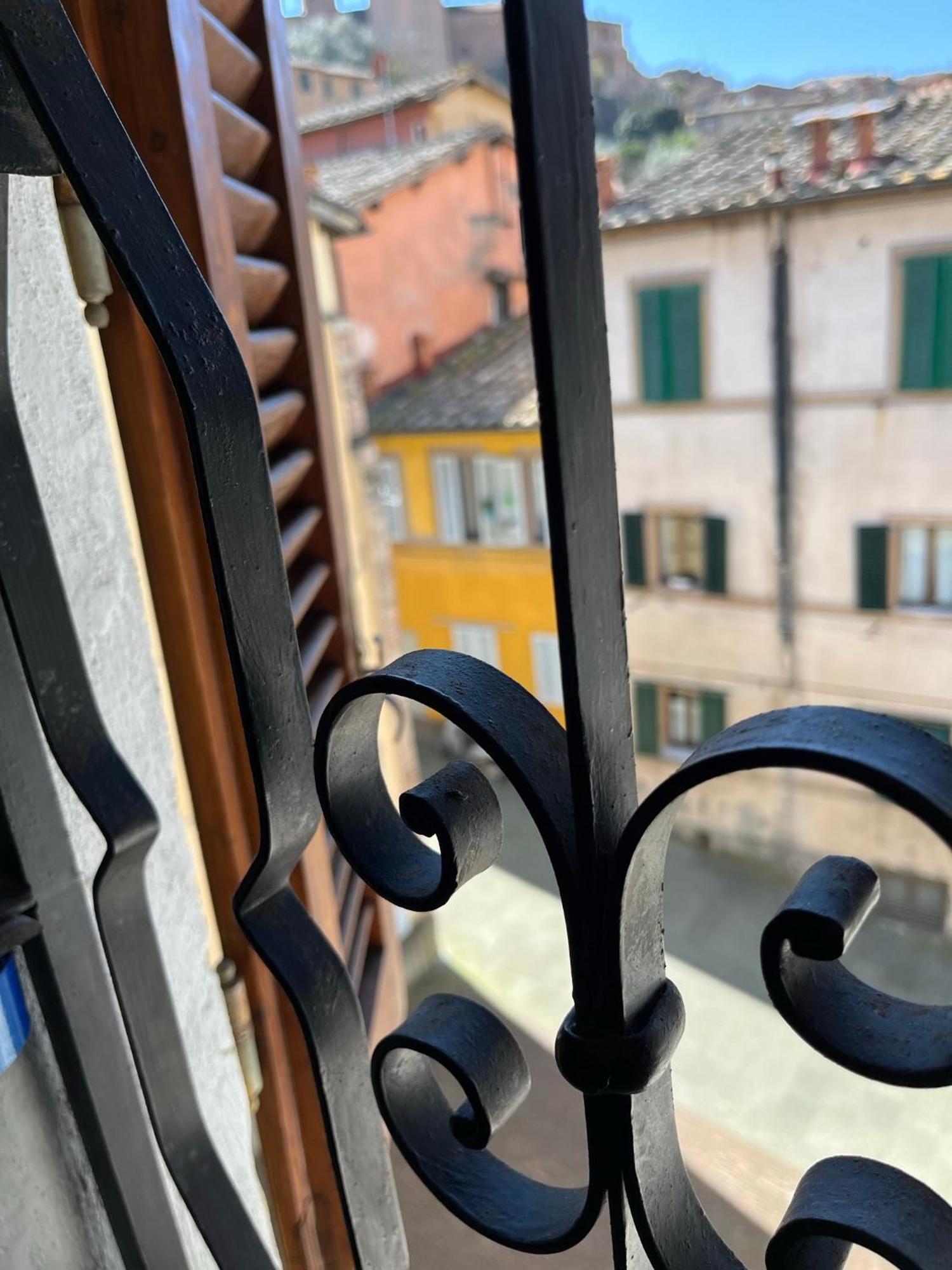 La Campanina-Nel Cuore Di Siena E Della Contrada Exterior photo