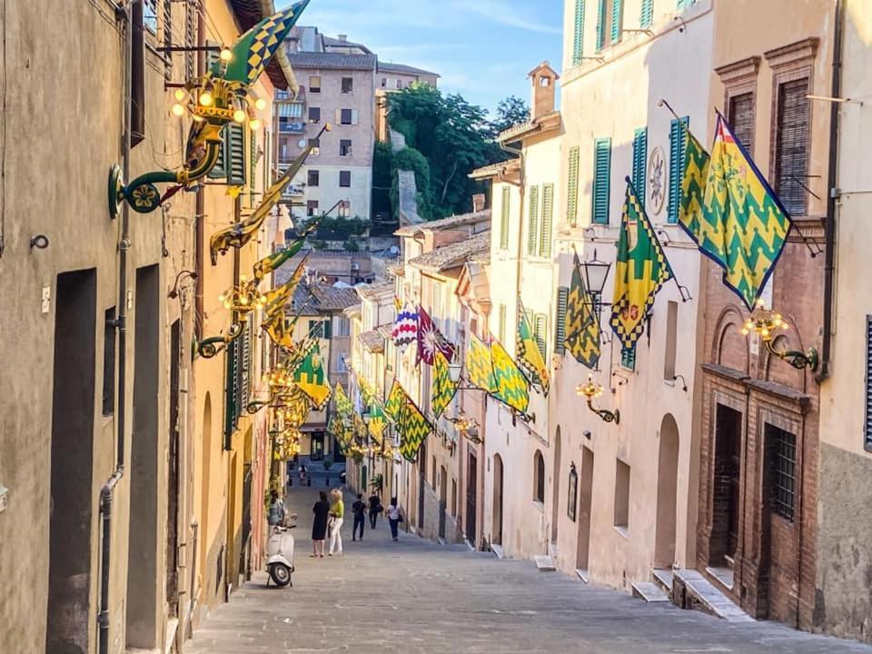 La Campanina-Nel Cuore Di Siena E Della Contrada Exterior photo